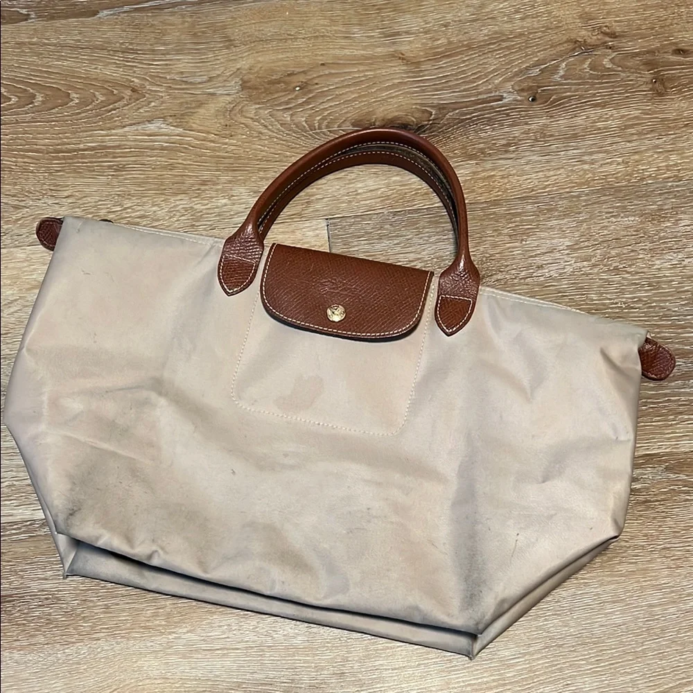 Longchamp Elegant Brown and Cream Women's Handbag - Picture 3 of 16